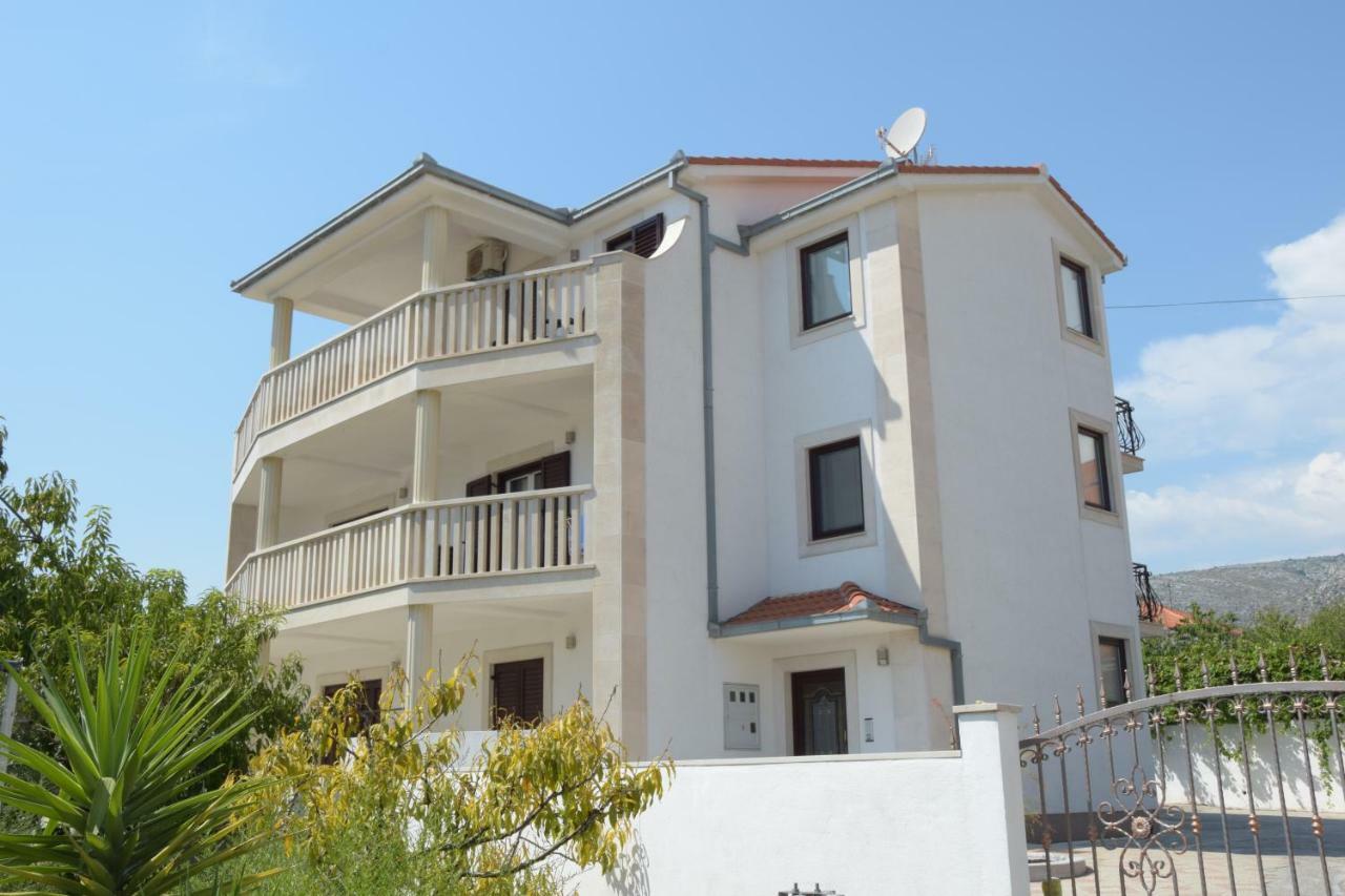 Luxor Apartment Trogir Extérieur photo